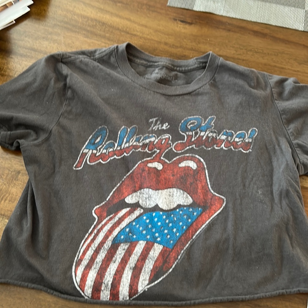 Rolling Stones t shirt , size junior small cropped , great condition